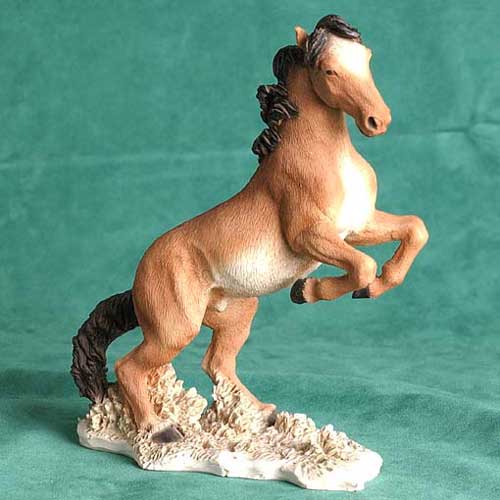 Cavallino rampante marrone cm. 17