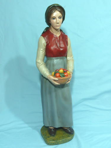 Pastorella in piedi con frutta cm. 65