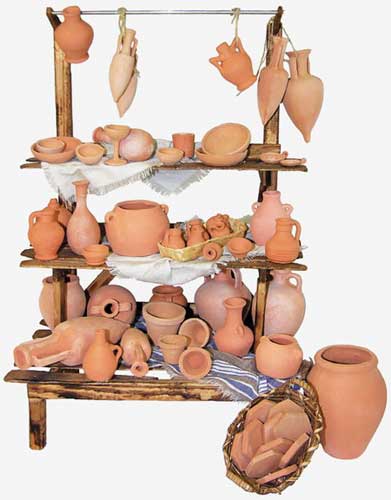 Bancarella di terracotte cm. 18x16x28
