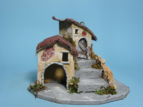 Gruppo case in cartoncino-sughero cm. 13,5x12x10