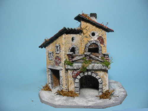 Gruppo case in cartoncino-sughero cm. 17x16x15